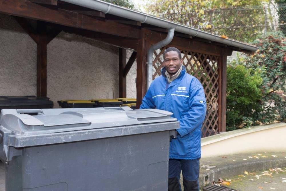 161126-APOP-096 Sortie de poubelles